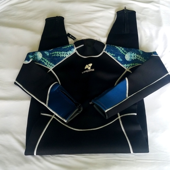 LAYATONE, Wetsuit, NEW,Decorate the ocean, Women size M - Picture 3 of 6
